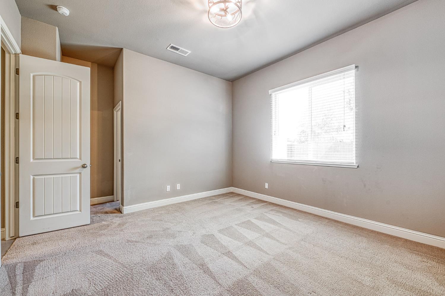 89 Polson Ave, Clovis, CA 93612