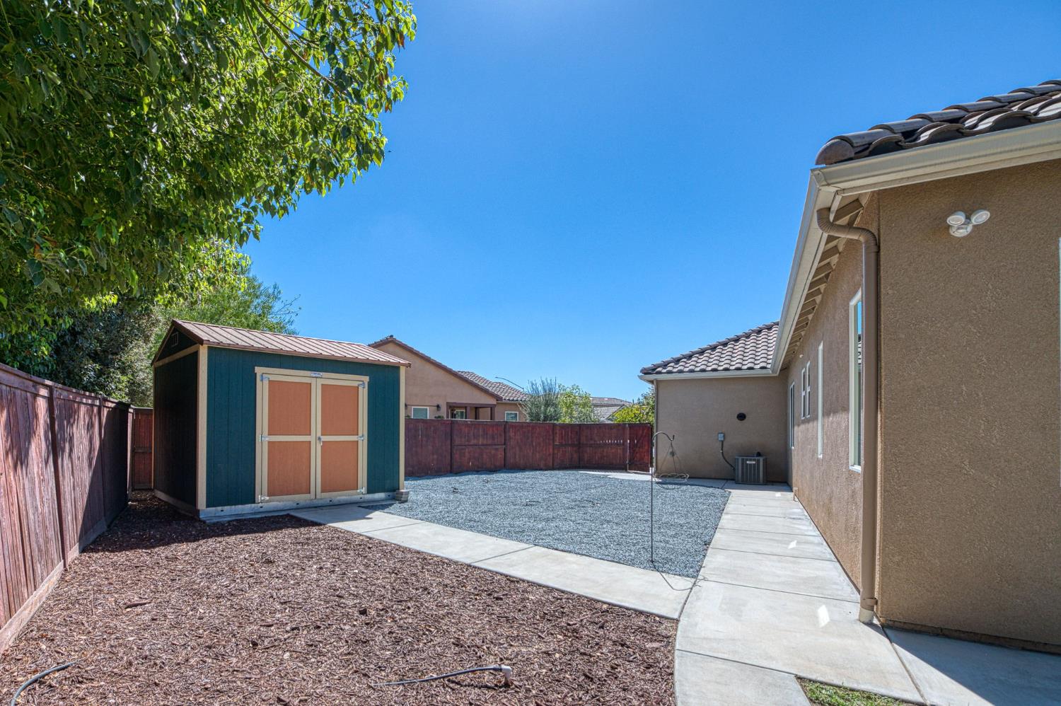89 Polson Ave, Clovis, CA 93612