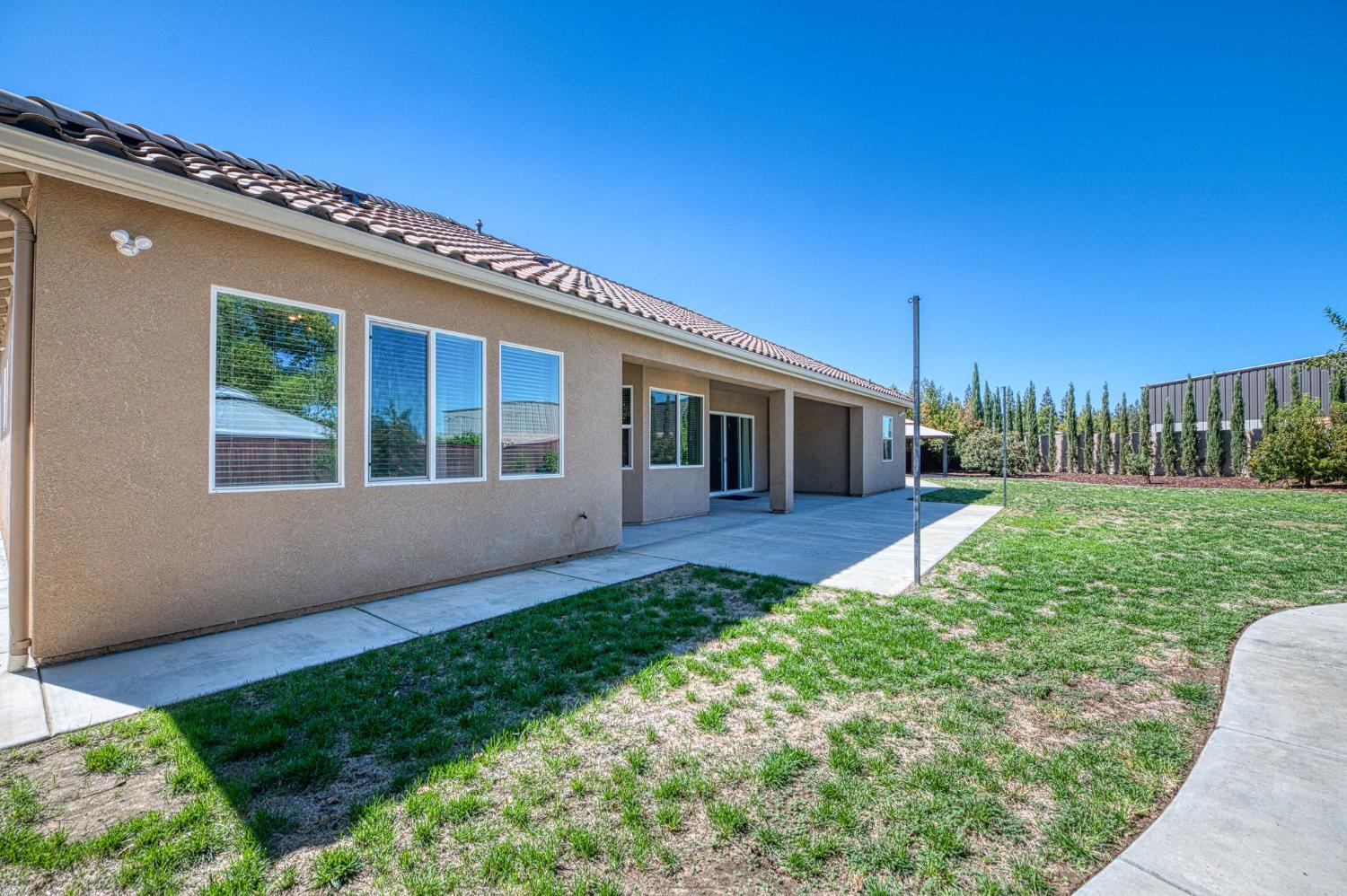 89 Polson Ave, Clovis, CA 93612