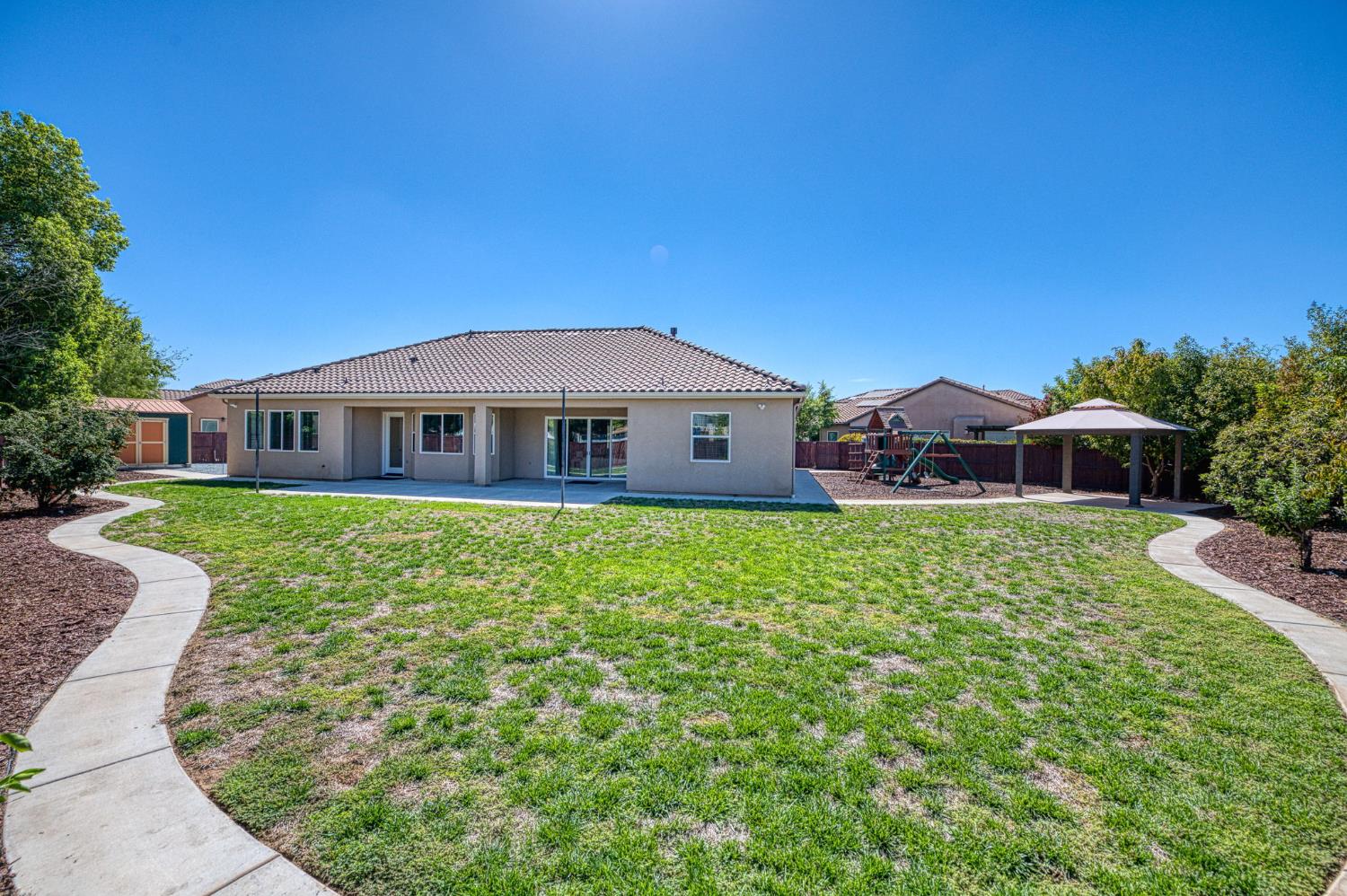 89 Polson Ave, Clovis, CA 93612