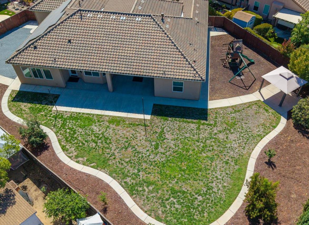 89 Polson Ave, Clovis, CA 93612