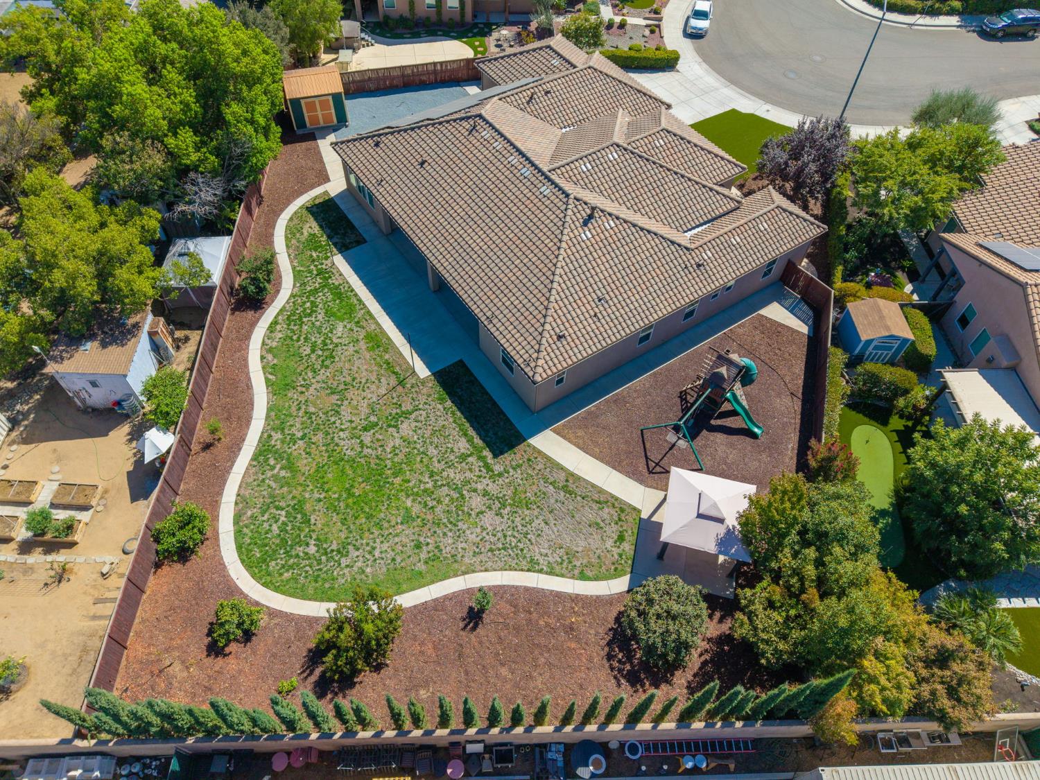 89 Polson Ave, Clovis, CA 93612