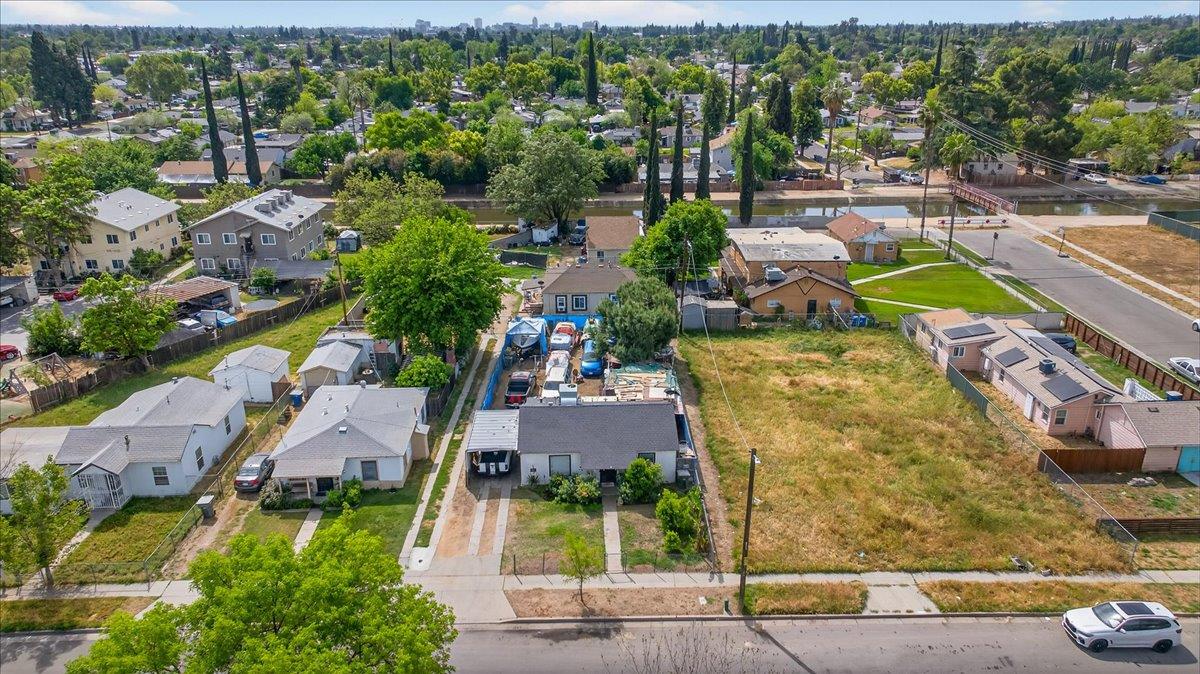 1328 1330 E Fedora Ave, Fresno, CA 93704