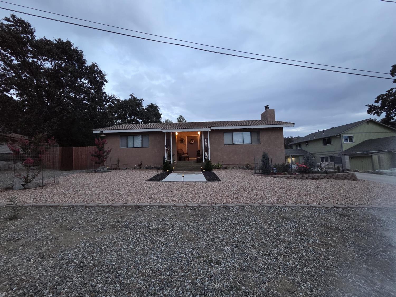 17820 Hambletonian Dr, Tehachapi, CA 93561