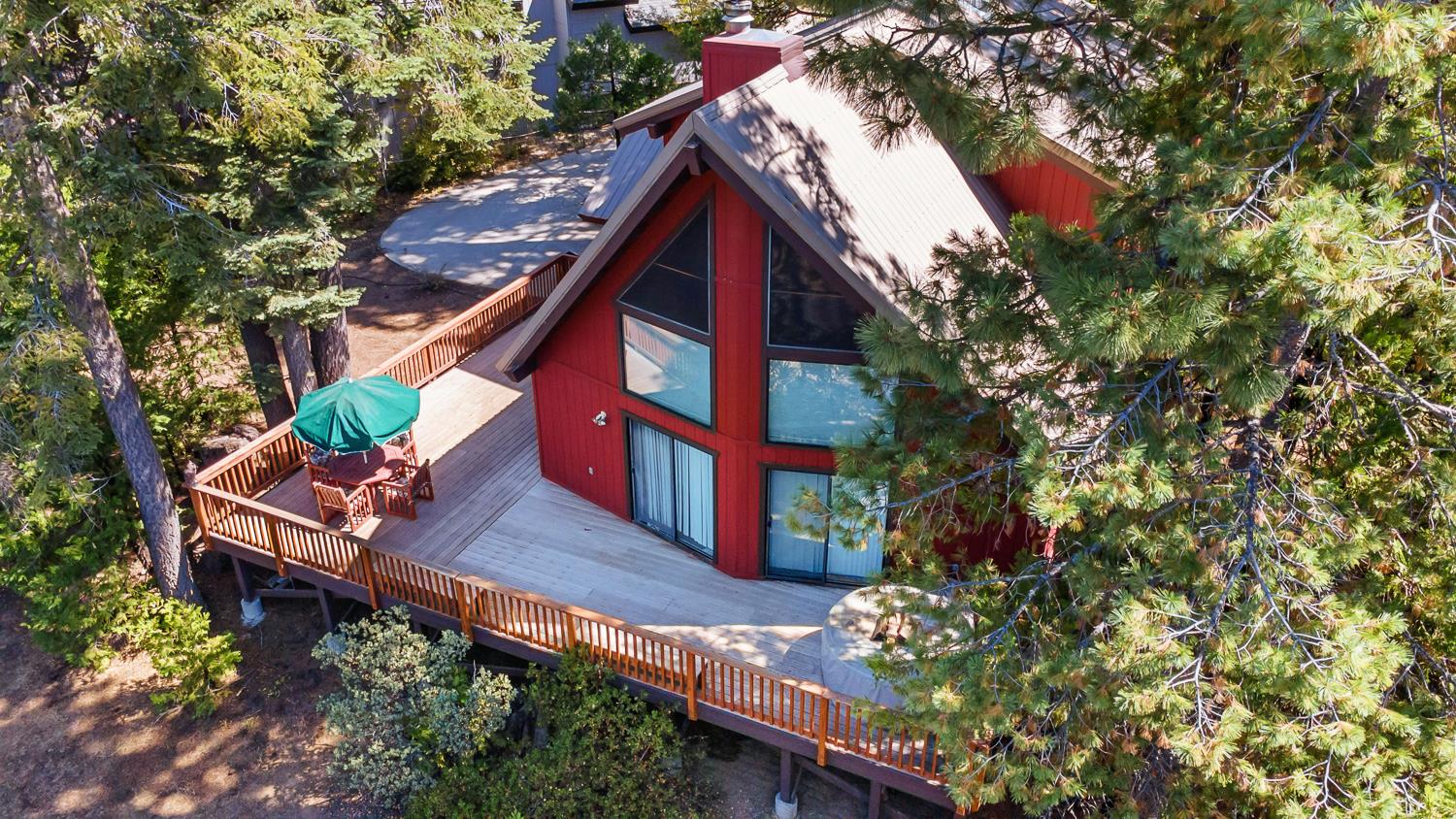 40905 Woodridge Rd, Shaver Lake, CA 93664
