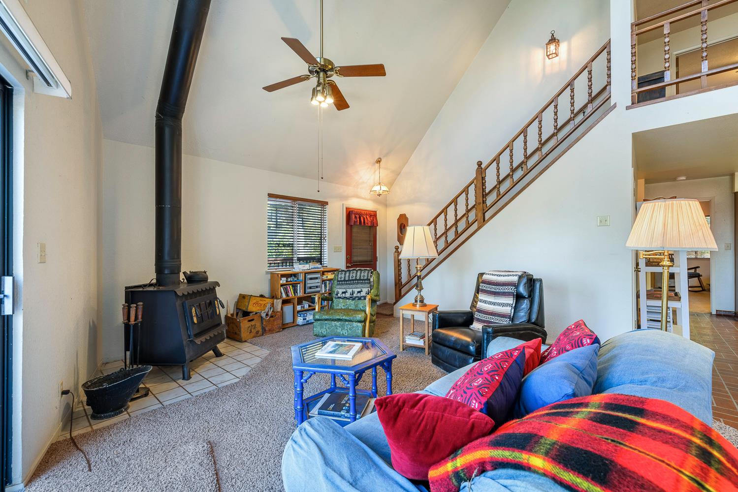 40905 Woodridge Rd, Shaver Lake, CA 93664