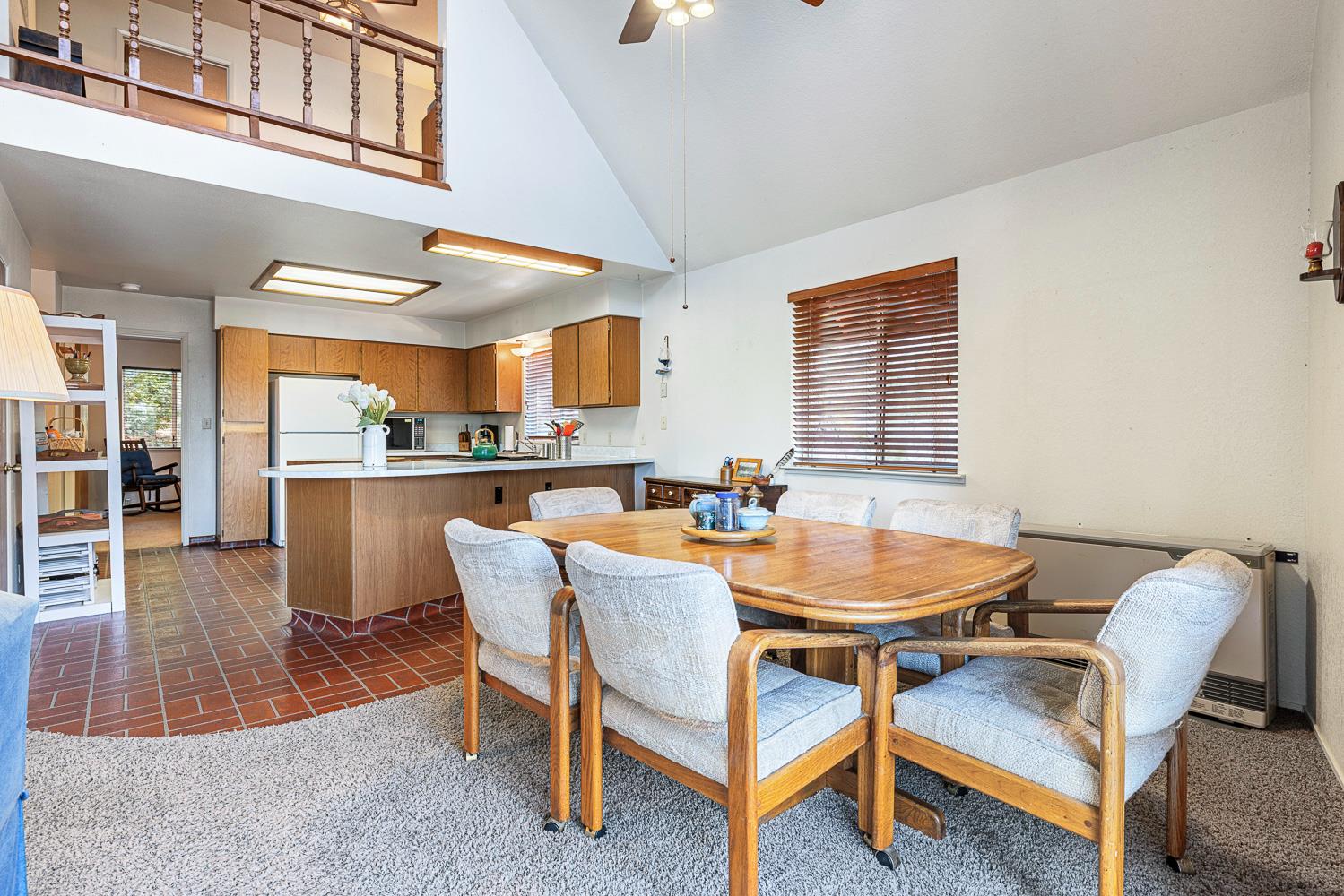 40905 Woodridge Rd, Shaver Lake, CA 93664