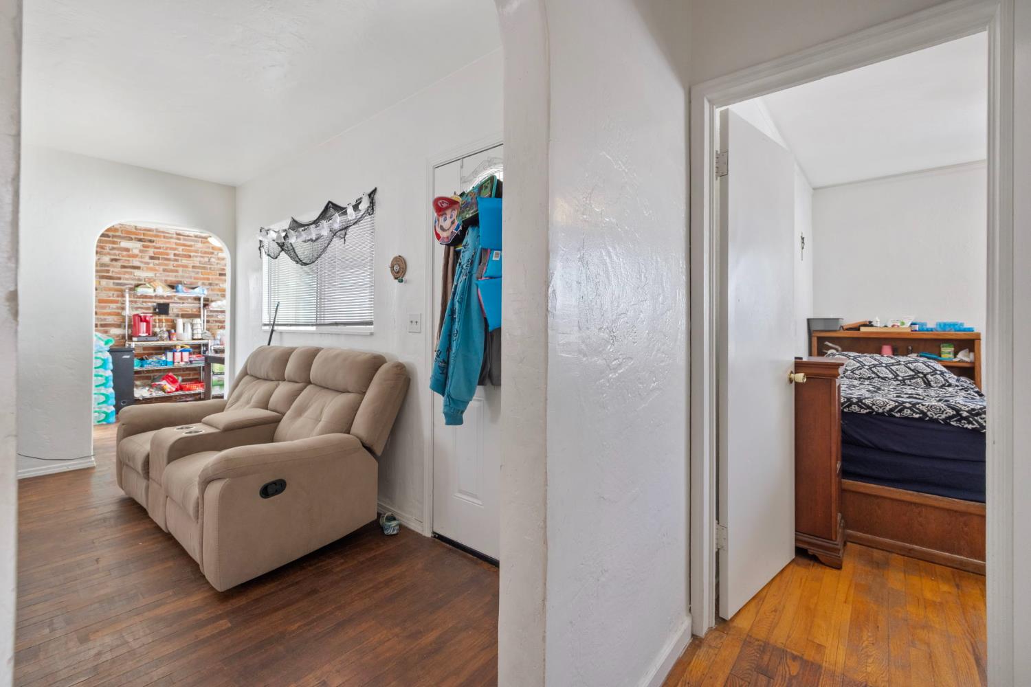 329 E Fedora Ave, Fresno, CA 93704