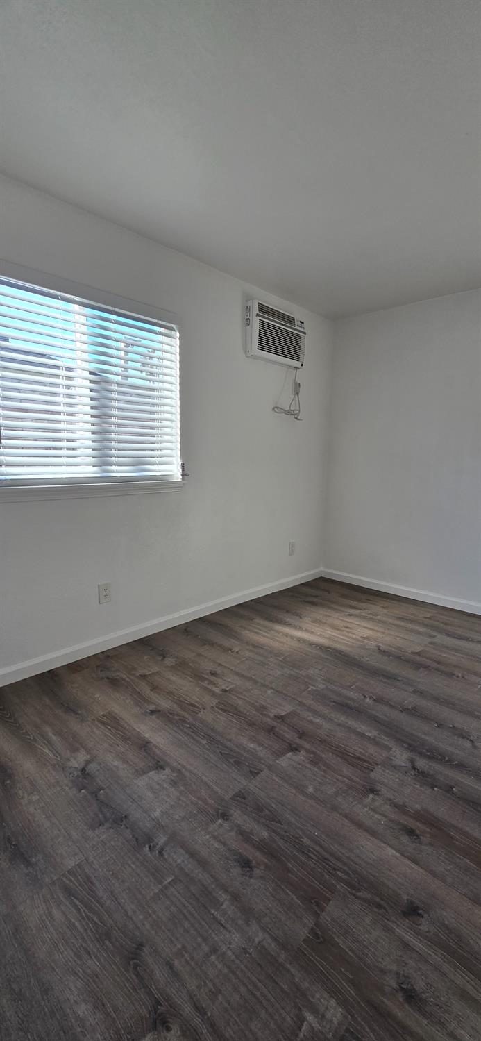 329 E Fedora Ave, Fresno, CA 93704