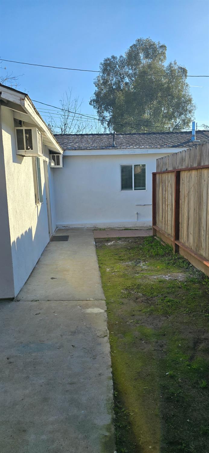 329 E Fedora Ave, Fresno, CA 93704