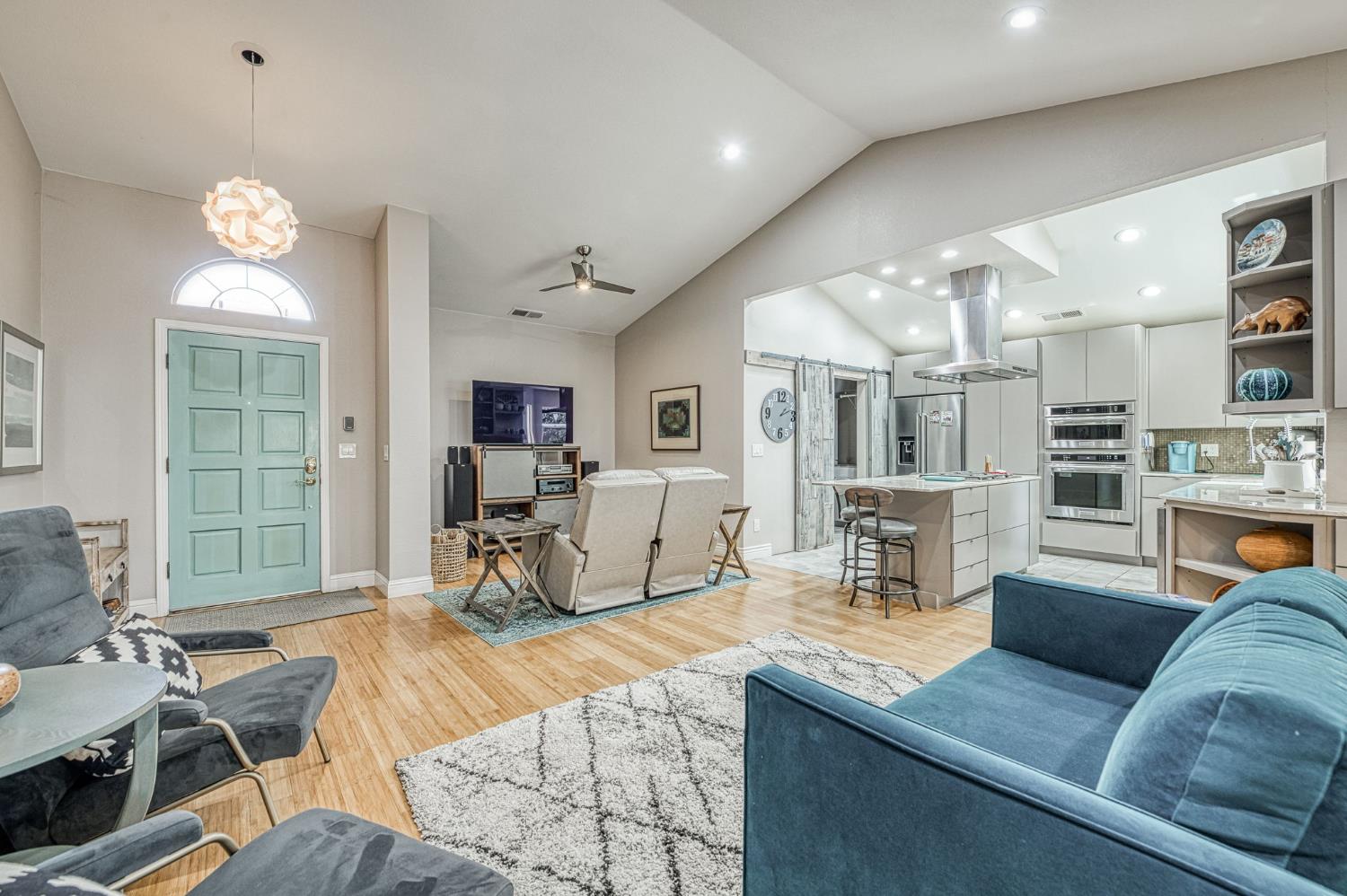 4267 W Menlo Ave, Fresno, CA 93722
