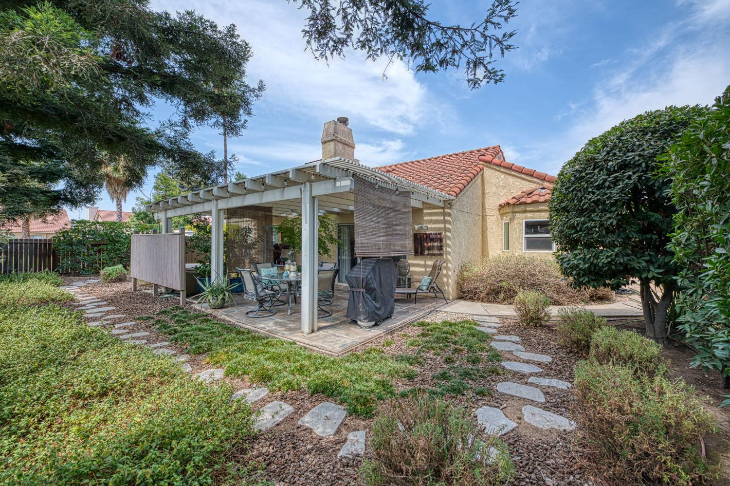4267 W Menlo Ave, Fresno, CA 93722