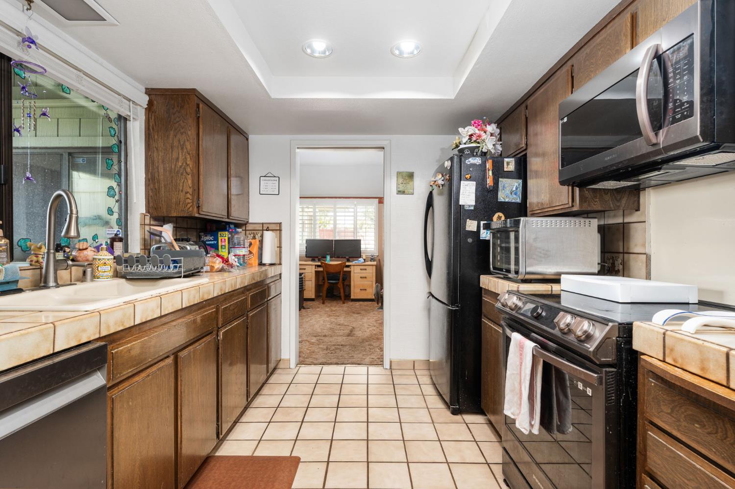 1963 W Santa Ana Ave, Fresno, CA 93705