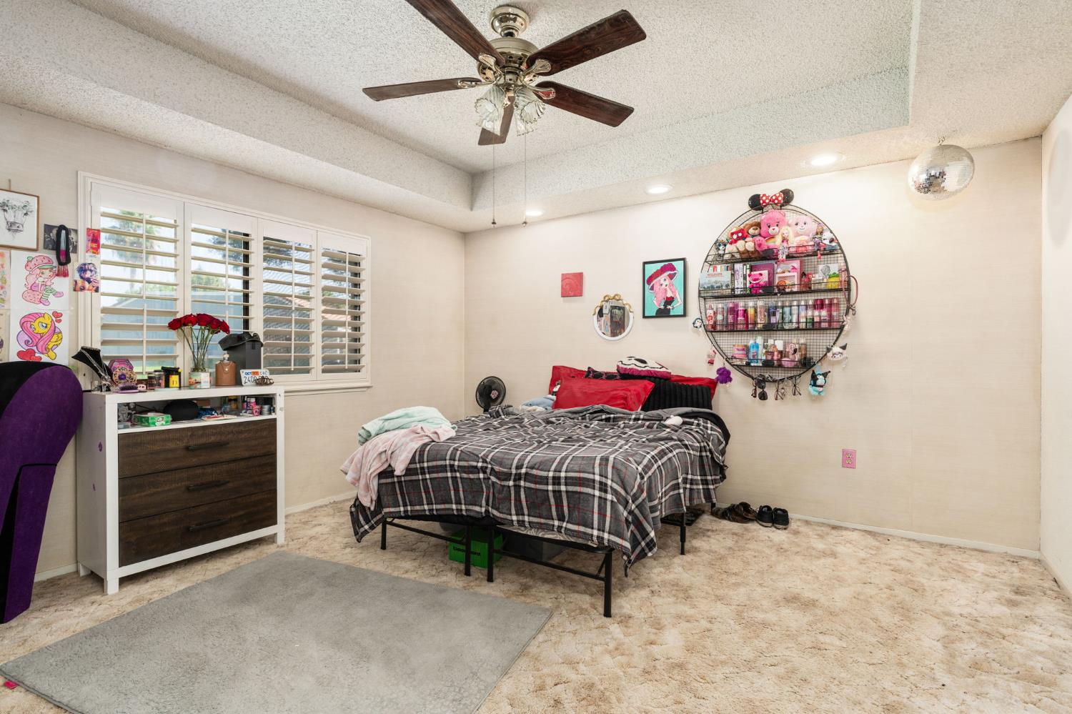 1963 W Santa Ana Ave, Fresno, CA 93705