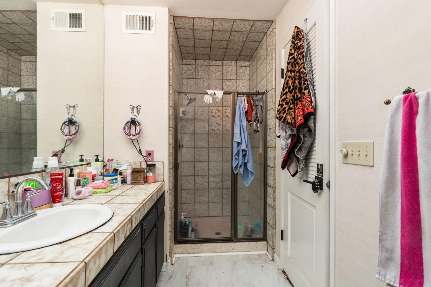 1963 W Santa Ana Ave, Fresno, CA 93705