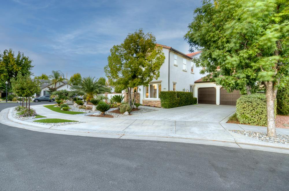 3770 Serena Ave, Clovis, CA 93619
