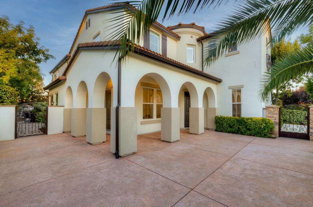 3770 Serena Ave, Clovis, CA 93619