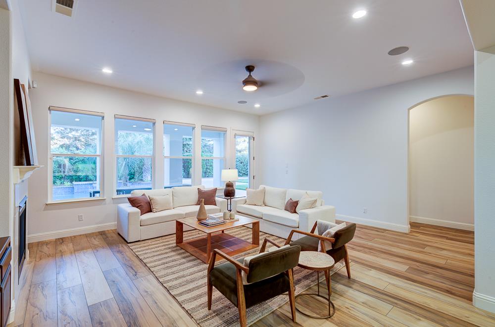 3770 Serena Ave, Clovis, CA 93619