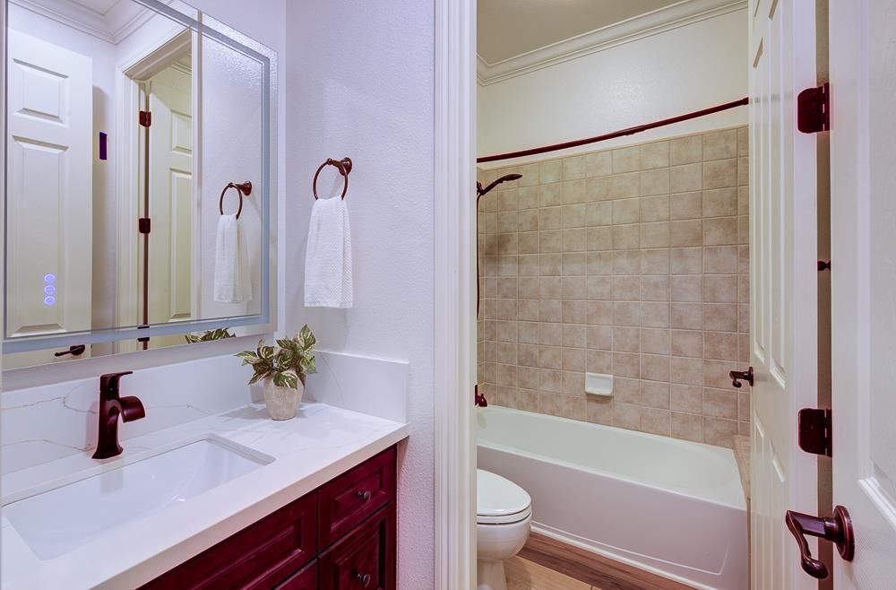 3770 Serena Ave, Clovis, CA 93619