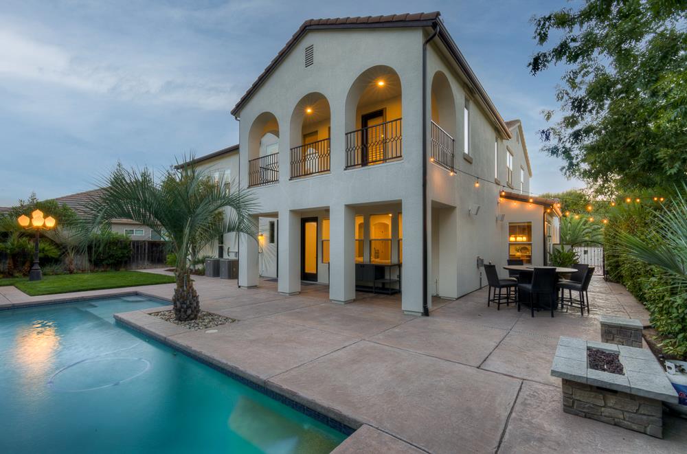 3770 Serena Ave, Clovis, CA 93619