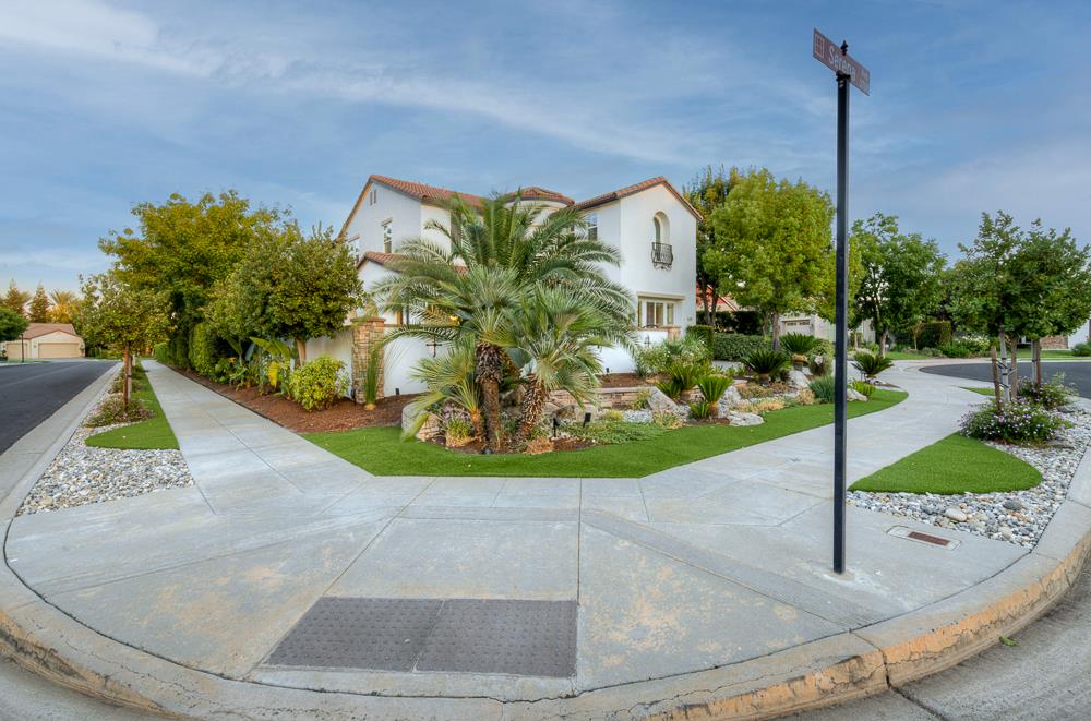 3770 Serena Ave, Clovis, CA 93619