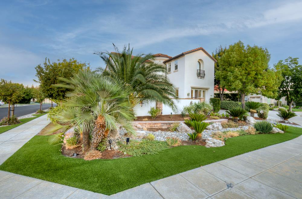 3770 Serena Ave, Clovis, CA 93619