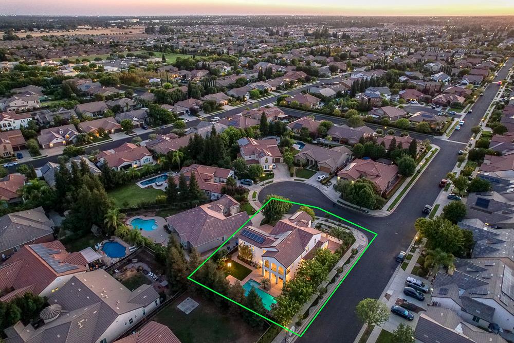 3770 Serena Ave, Clovis, CA 93619