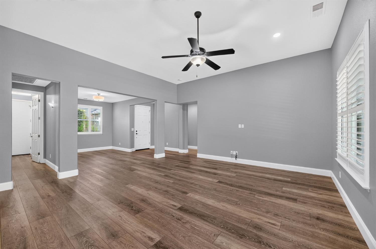 3665 Prescott Ave, Clovis, CA 93619