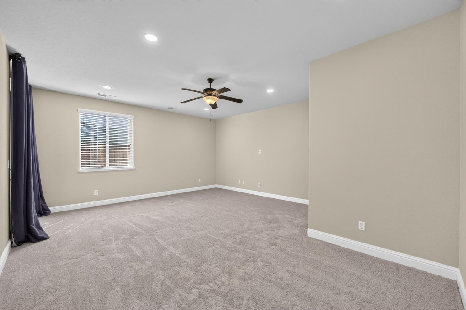 3665 Prescott Ave, Clovis, CA 93619