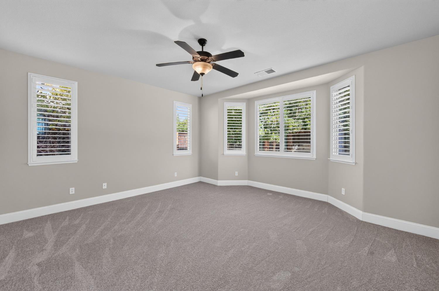 3665 Prescott Ave, Clovis, CA 93619