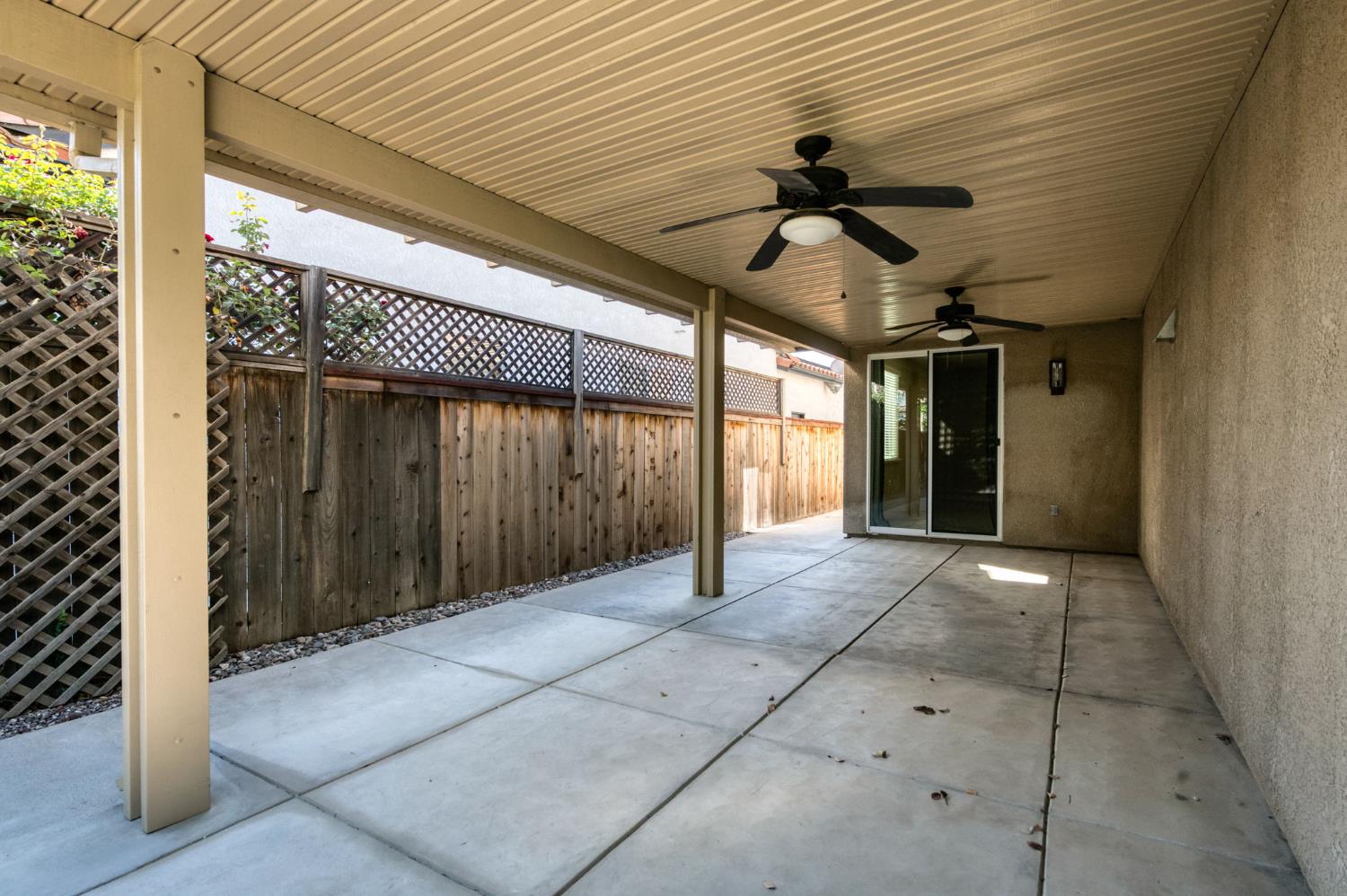 3665 Prescott Ave, Clovis, CA 93619