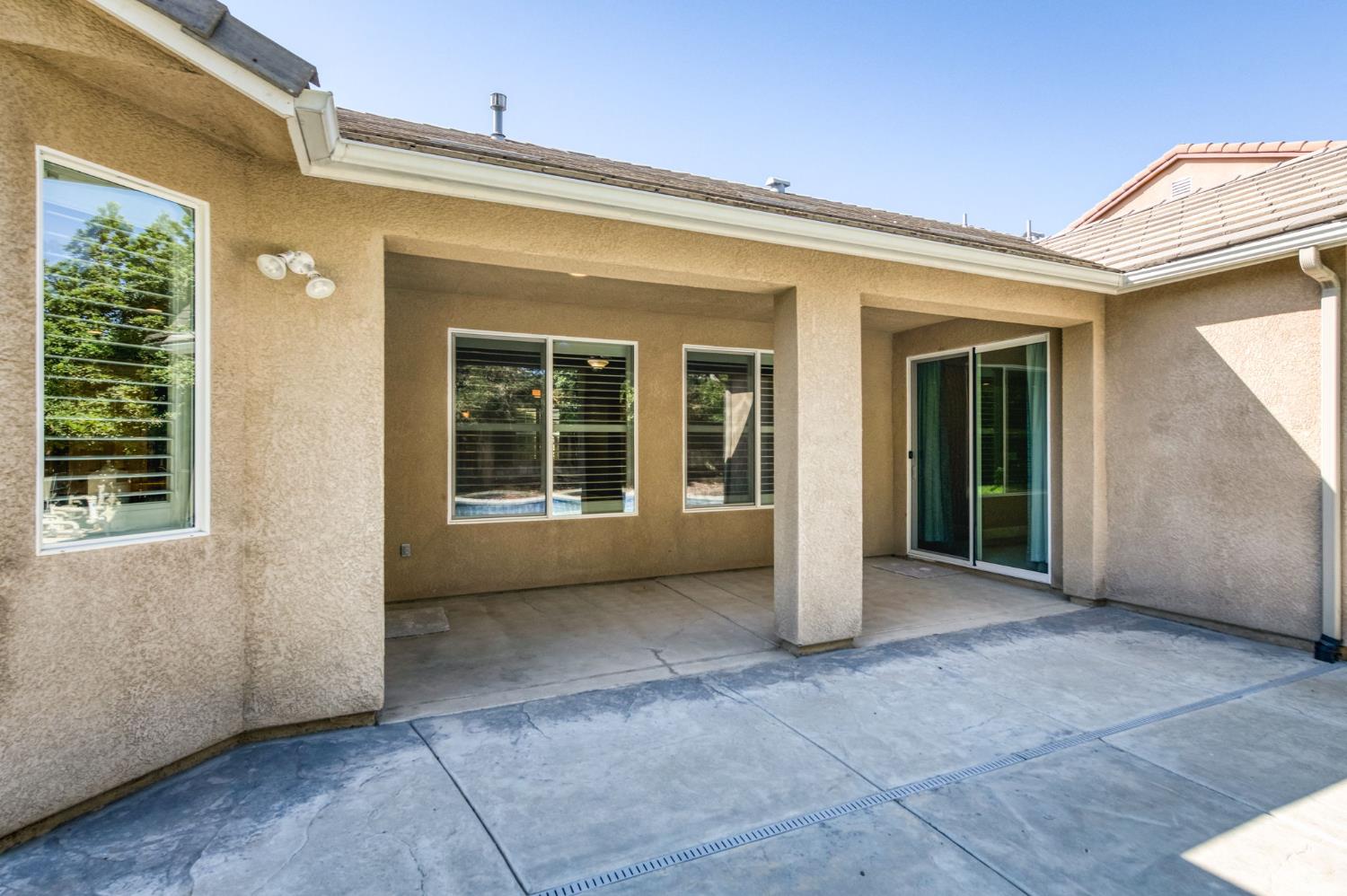 3665 Prescott Ave, Clovis, CA 93619