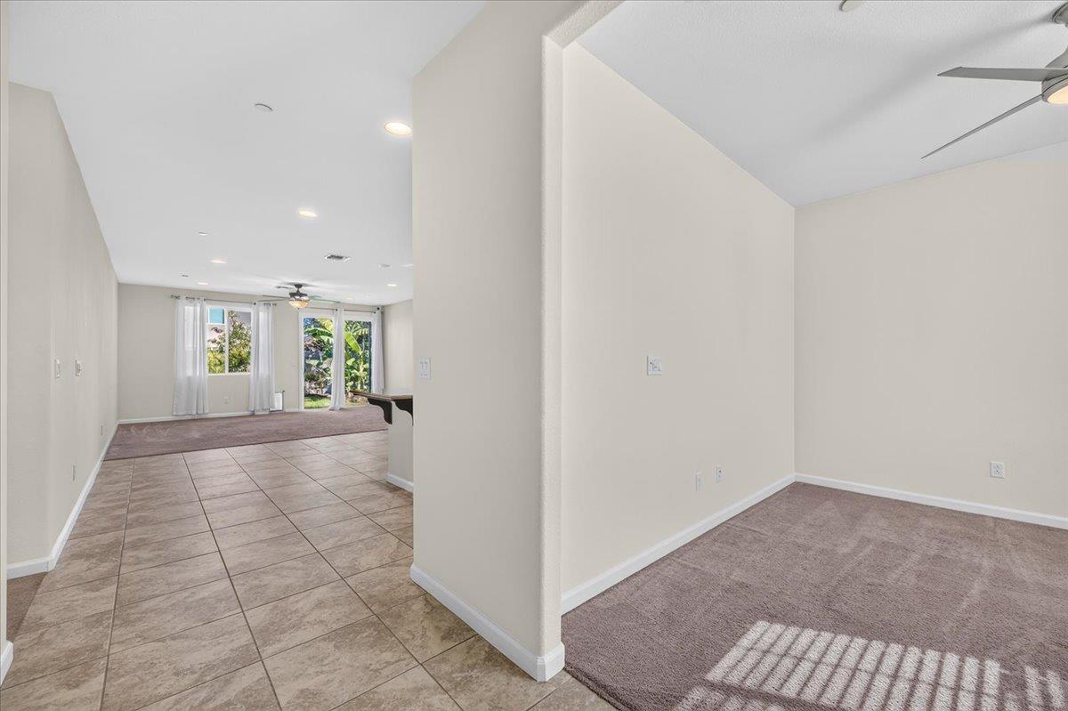 1140 S Carriage, Fresno, CA 93727