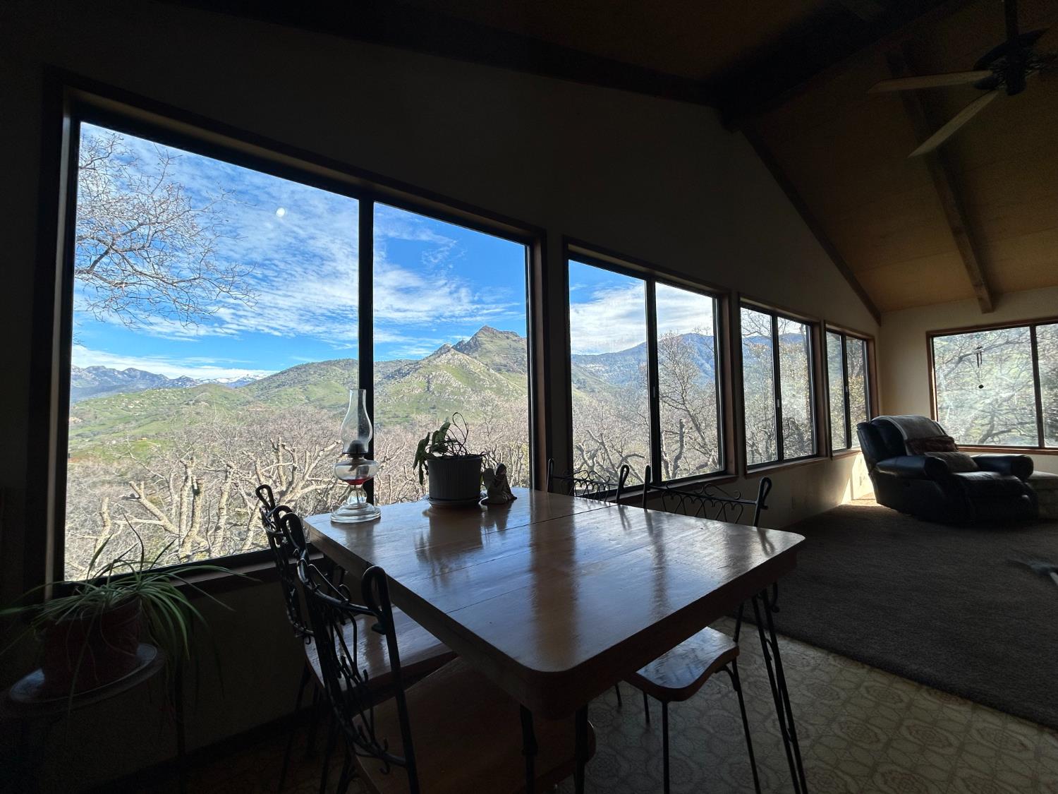 40838 Oak Ridge Dr, Three Rivers, CA 93271