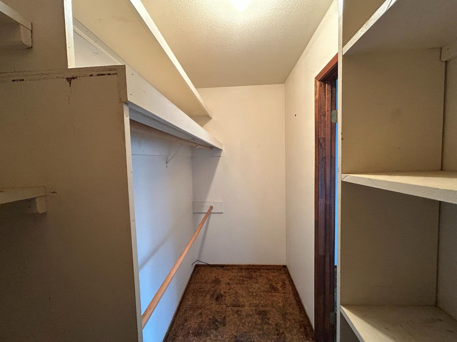 40838 Oak Ridge Dr, Three Rivers, CA 93271
