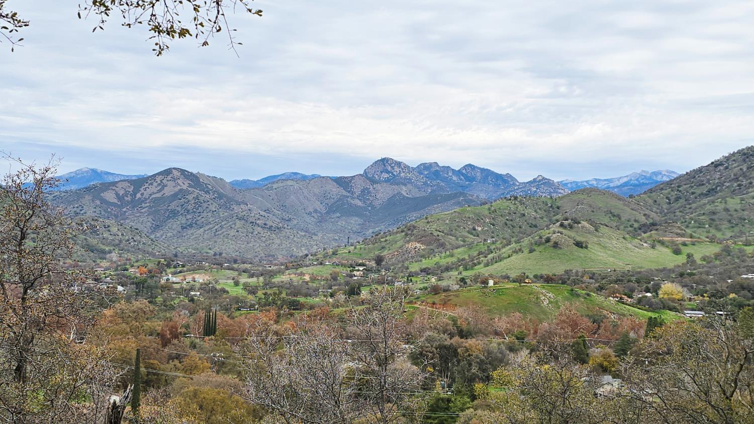 40838 Oak Ridge Dr, Three Rivers, CA 93271