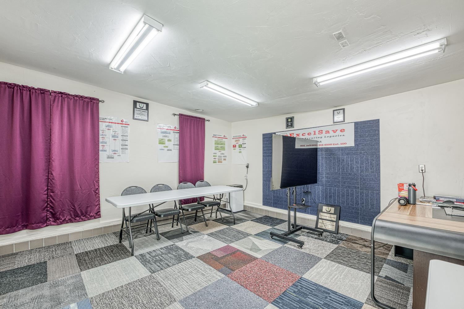 1515 E Simpson Ave, Fresno, CA 93704