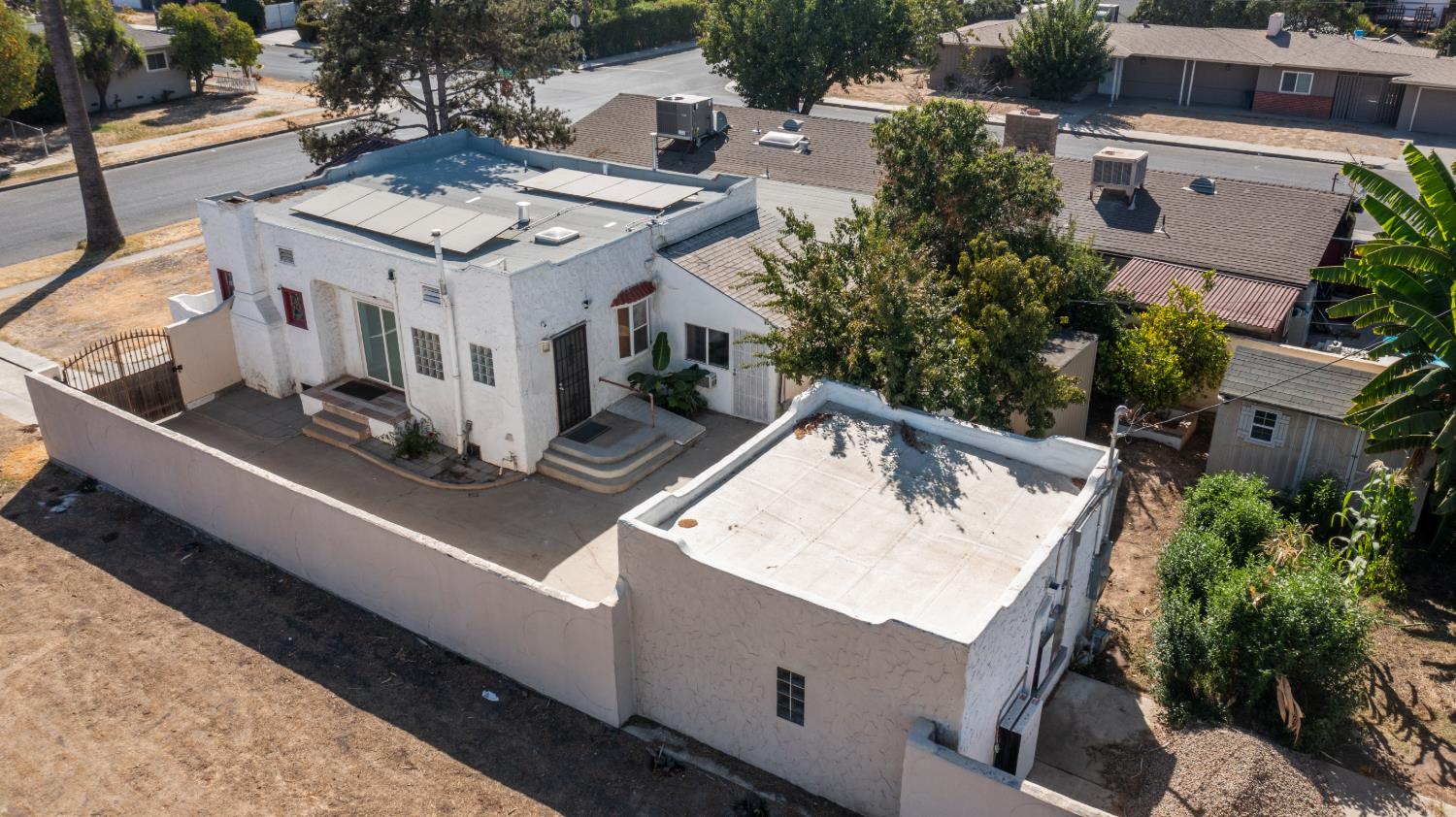 1515 E Simpson Ave, Fresno, CA 93704