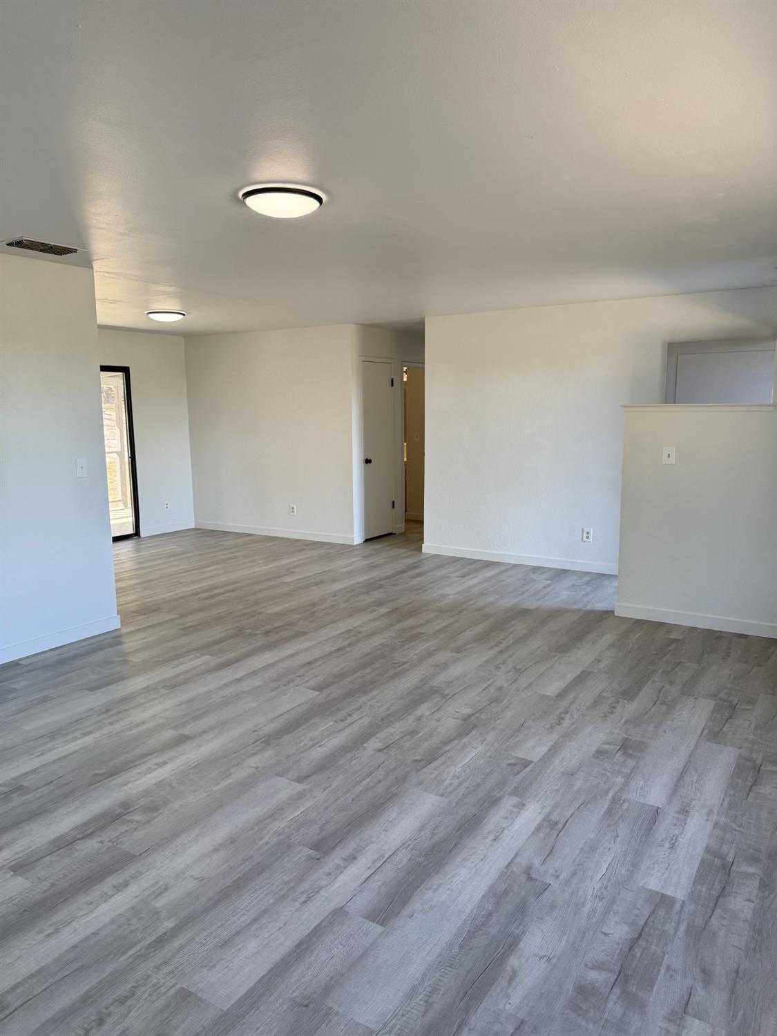 31660 Apache Rd, Coarsegold, CA 93614