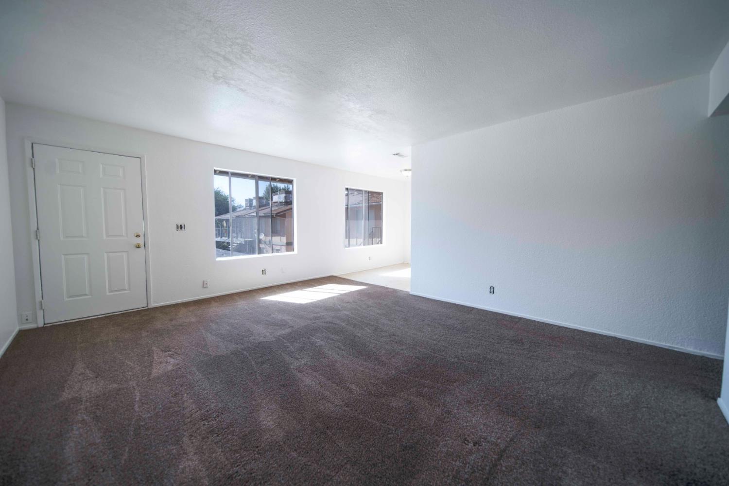 657 W Parlier Ave #114, Reedley, CA 93654