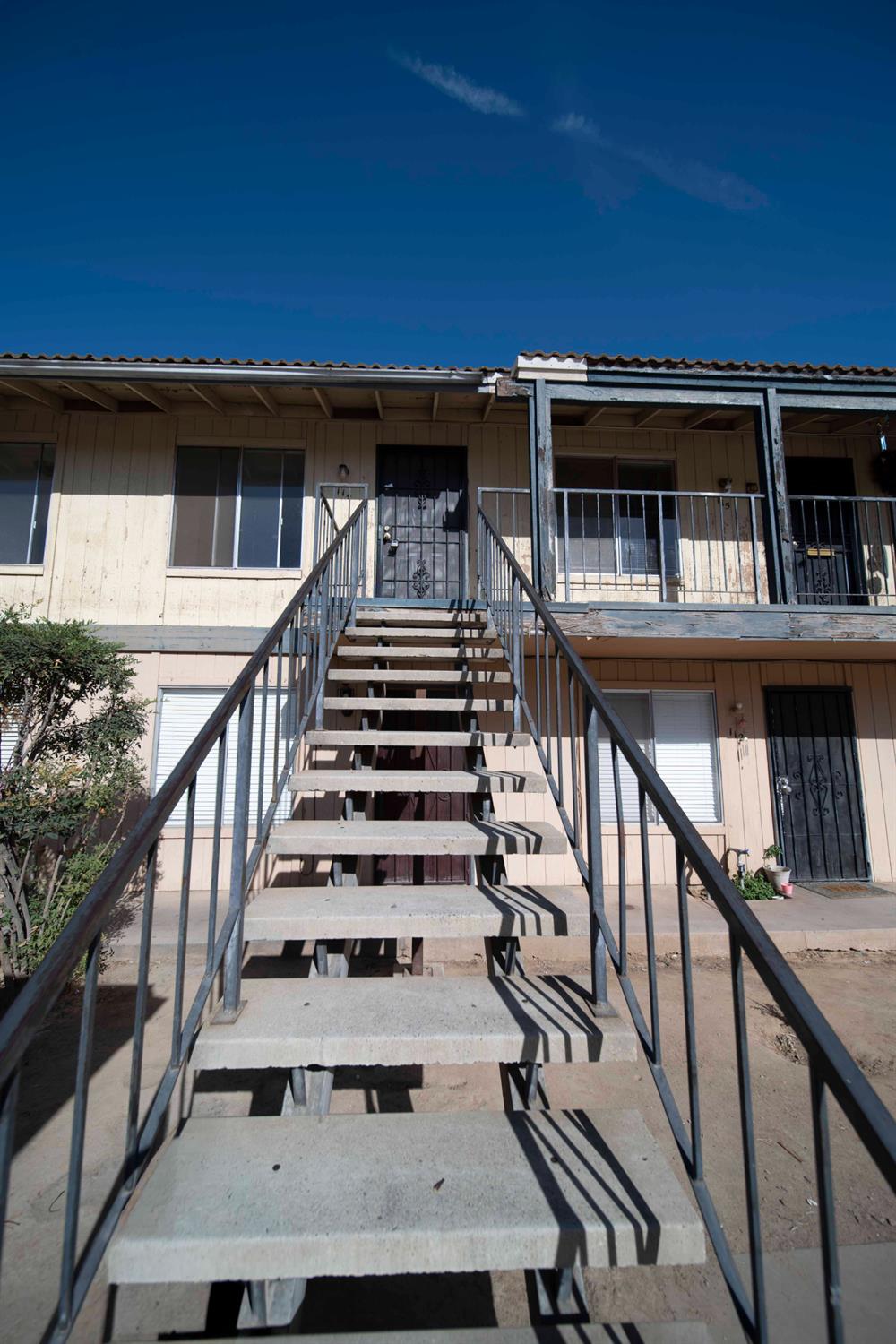 657 W Parlier Ave #114, Reedley, CA 93654