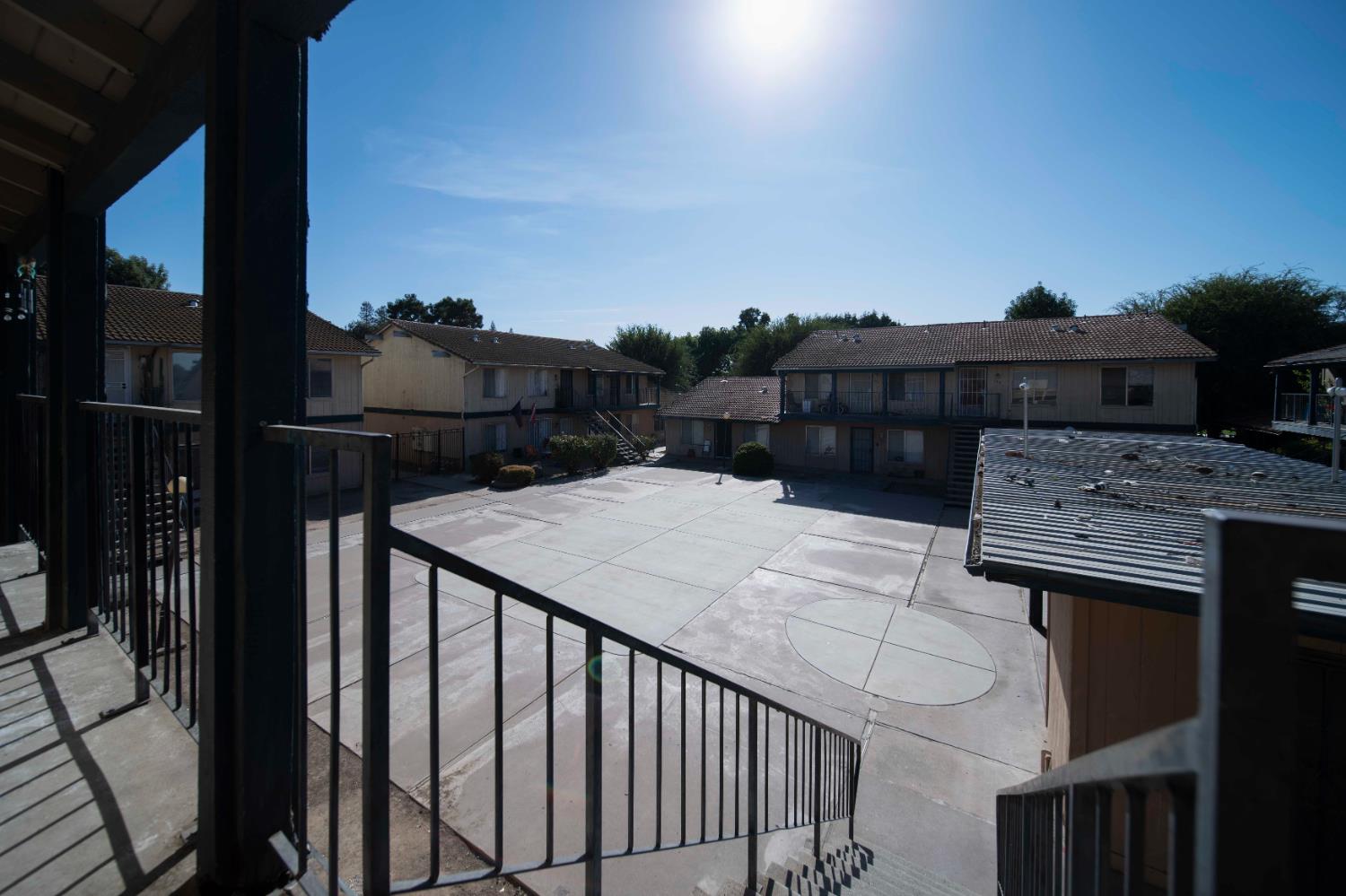 657 W Parlier Ave #114, Reedley, CA 93654