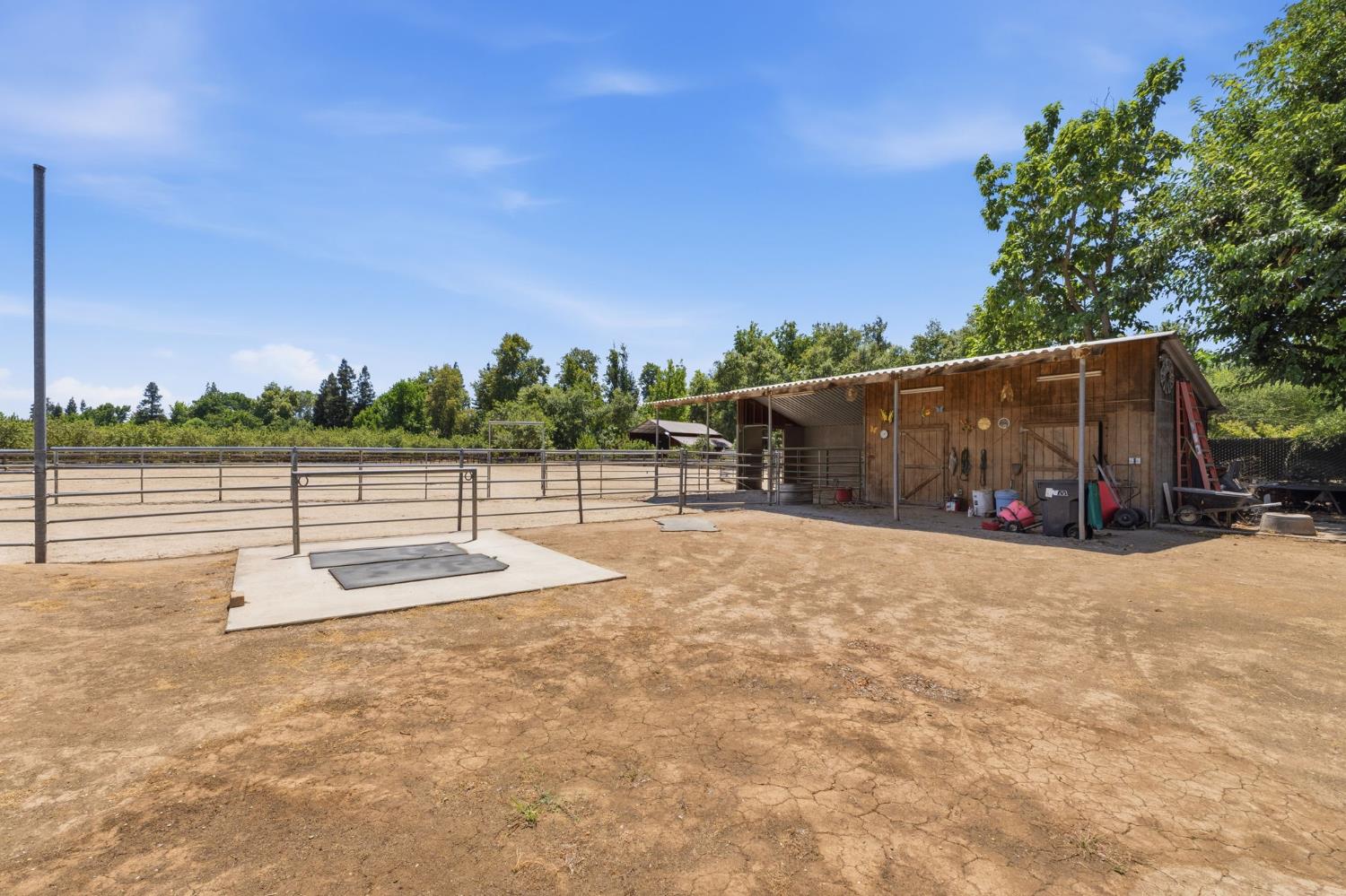 1336 N Locan Ave, Fresno, CA 93737
