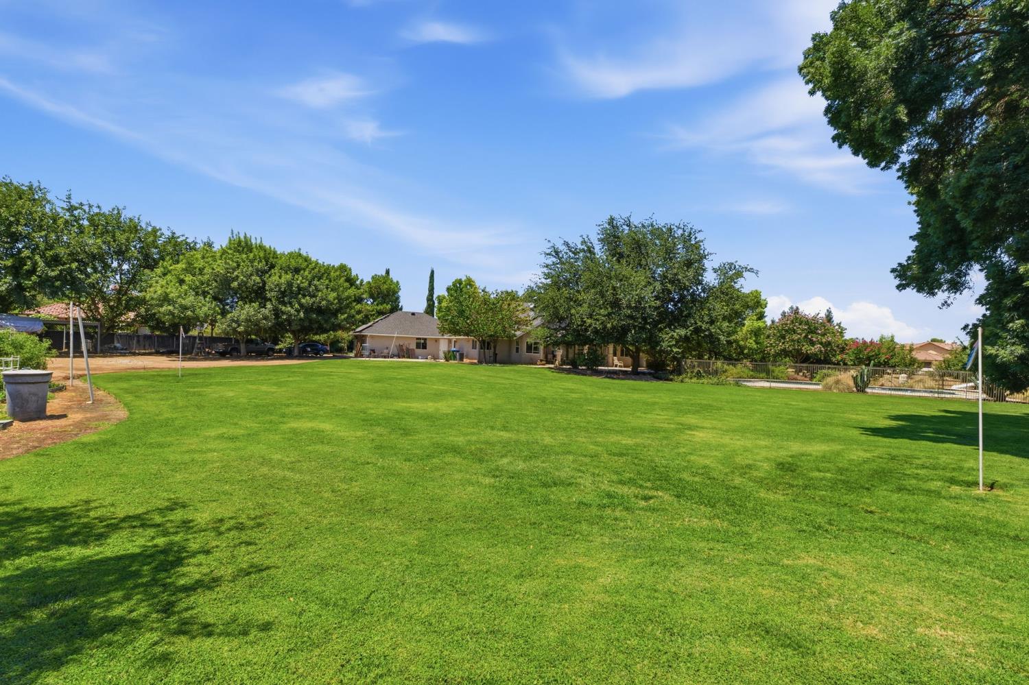 1336 N Locan Ave, Fresno, CA 93737