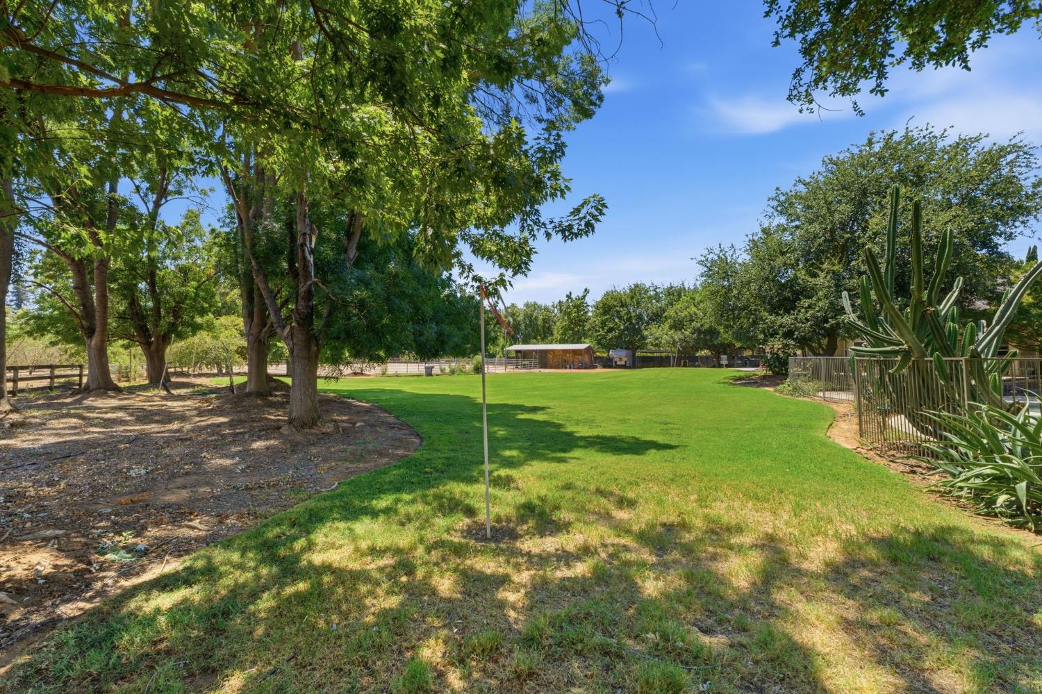 1336 N Locan Ave, Fresno, CA 93737