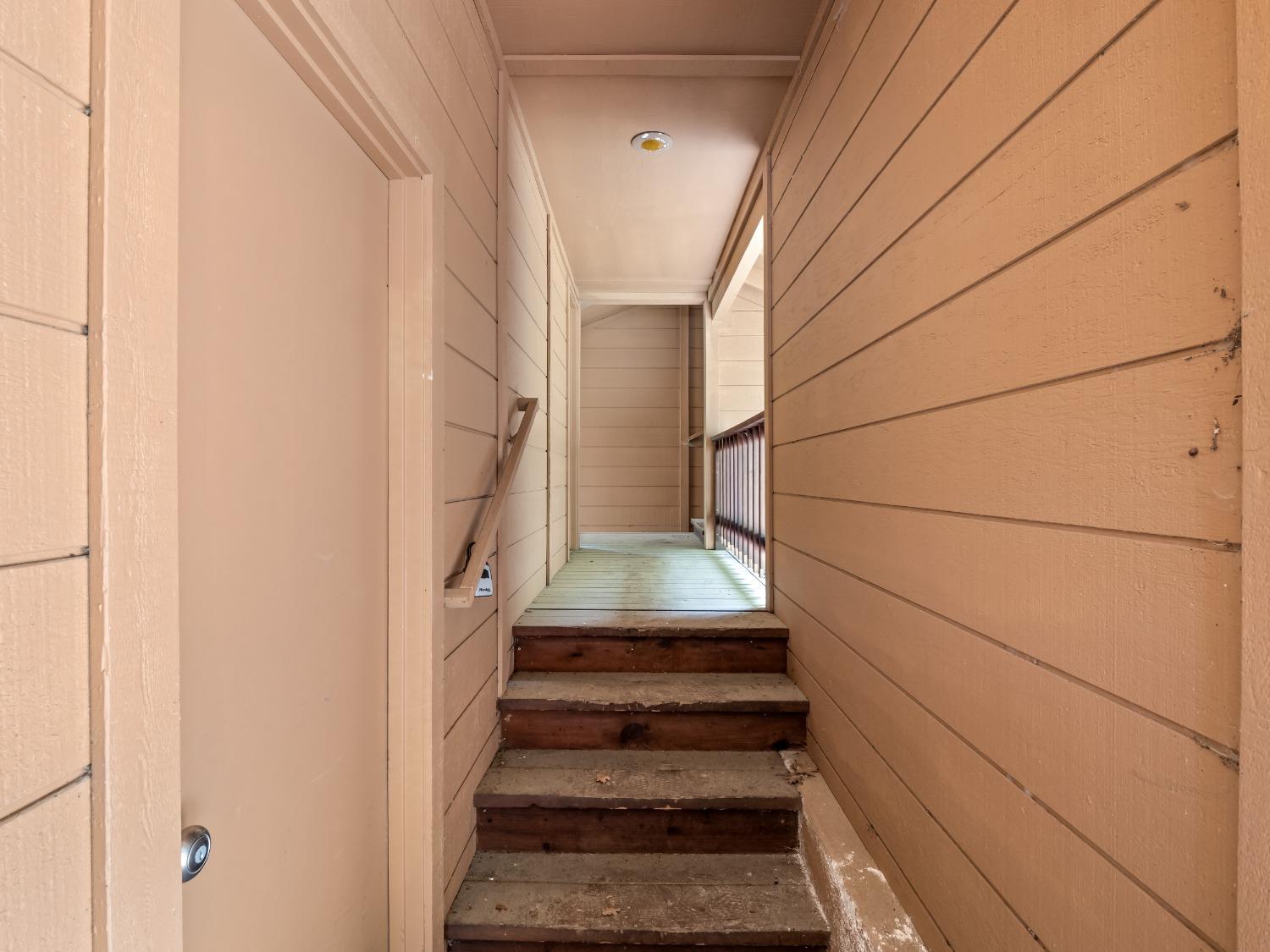 1153 Silver Tip Ln, Fish Camp, CA 93623