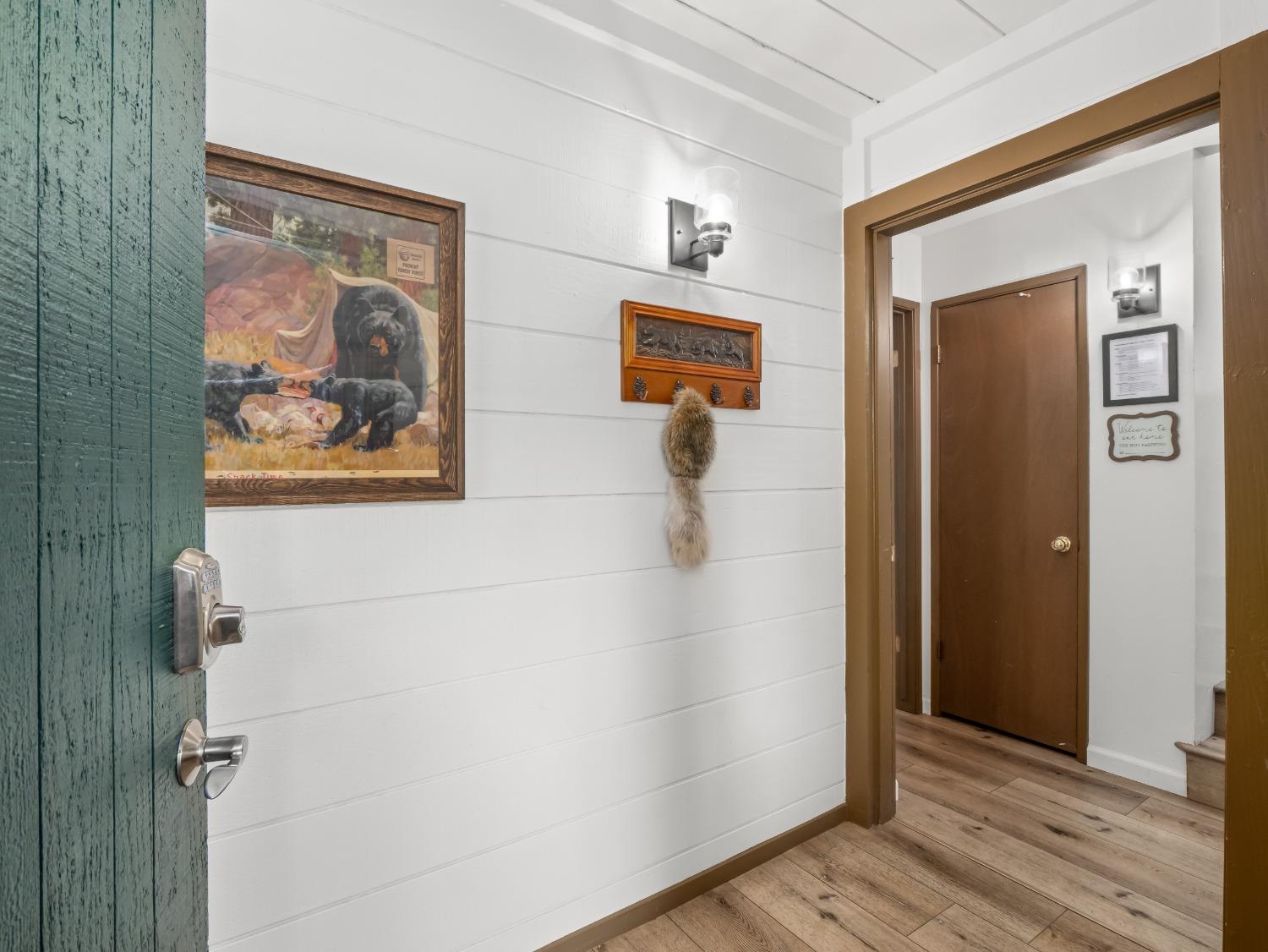 1153 Silver Tip Ln, Fish Camp, CA 93623