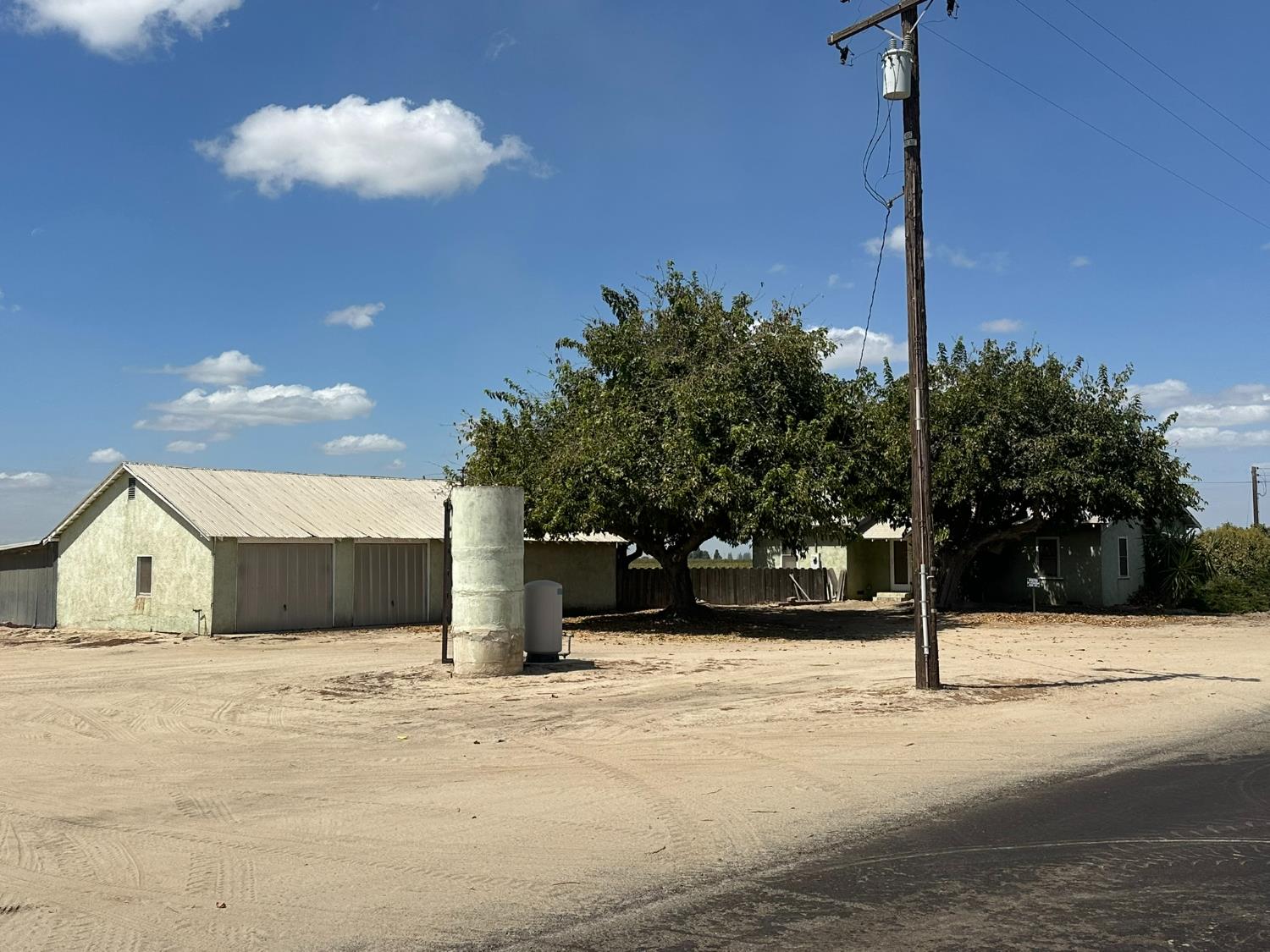 9637 S Brawley Avenue, Fresno, CA 93706