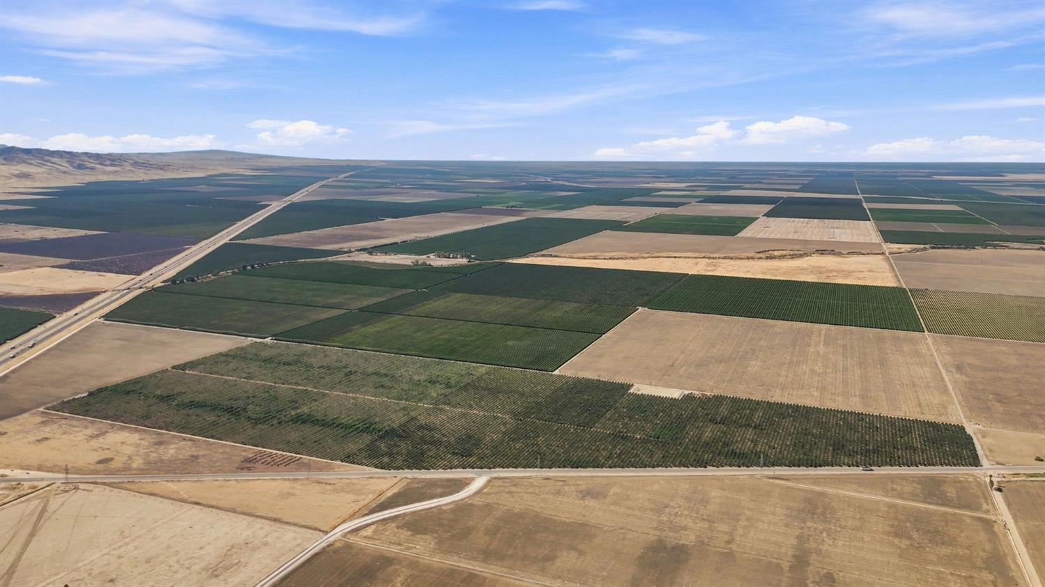 45551 W Panoche Rd, Firebaugh, CA 93622