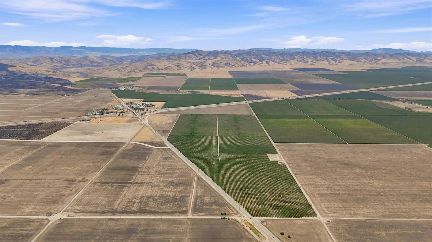 45551 W Panoche Rd, Firebaugh, CA 93622